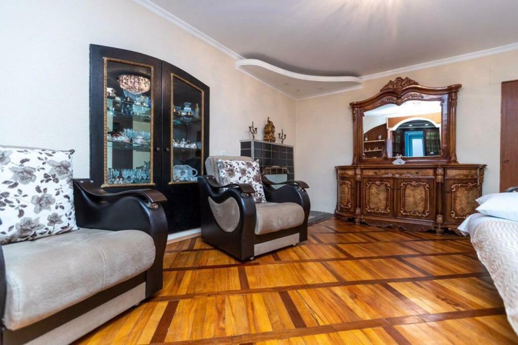 Комфортный Отдых В Сололаки Tbilisi Bagian luar foto